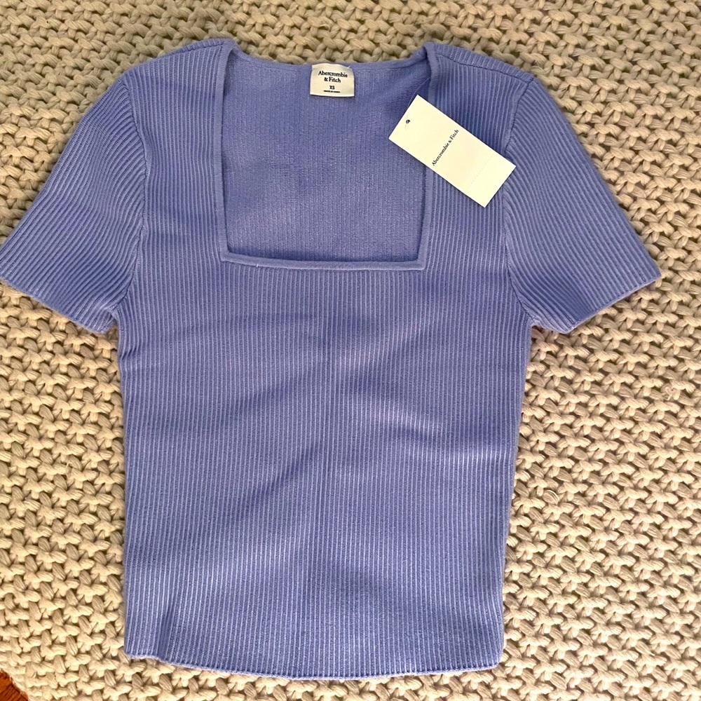 XS A&F light blue crop top